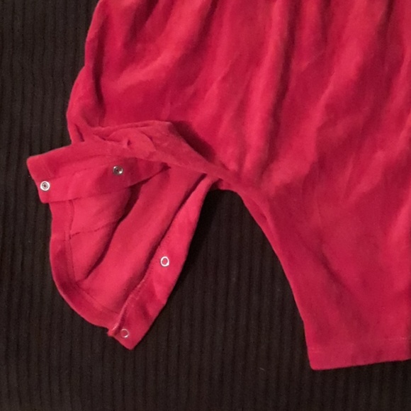 Oshkosh Baby LG 6-9 Mons. 2-piece Holiday Romper - Picture 7 of 8